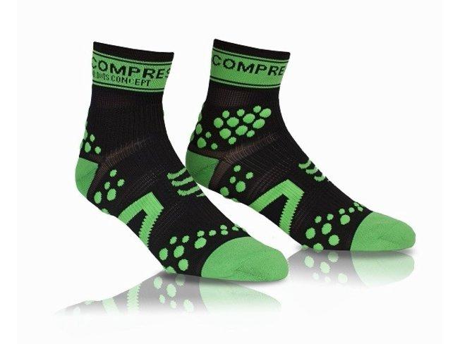 Bežecké ponožky Compressport Racing Run Socks V2 black green