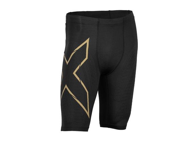 2xu-mcs-compression-shorts-men-black-gold
