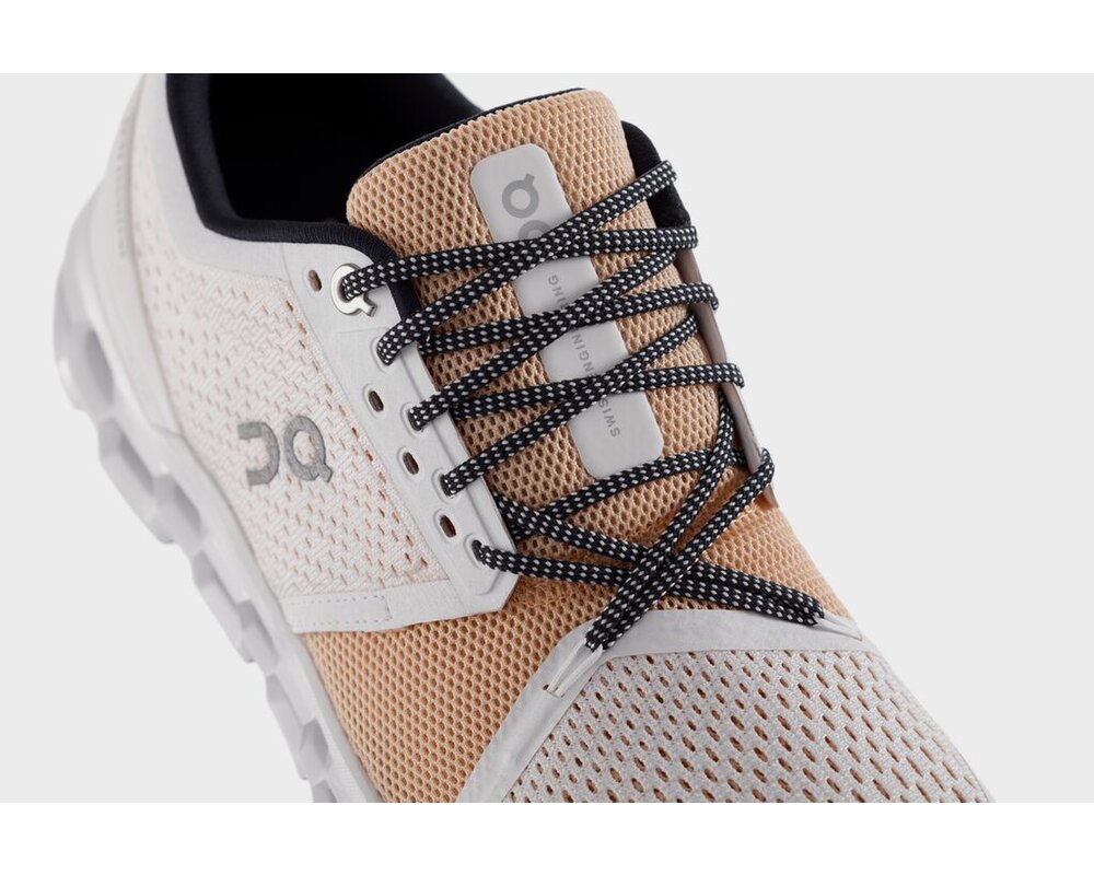 ON Running Cloudstratus women white almond BEZECKEPOTREBY.sk